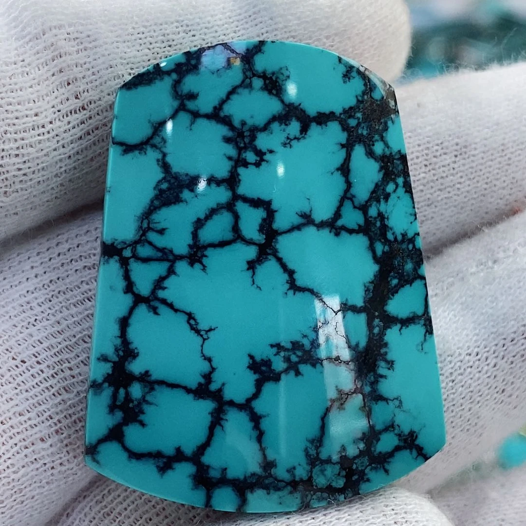 绿松石配饰未镶嵌