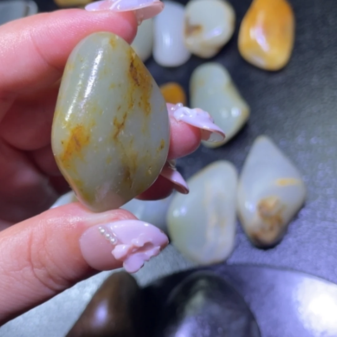 【闪购商品】颈饰未镶嵌和田玉