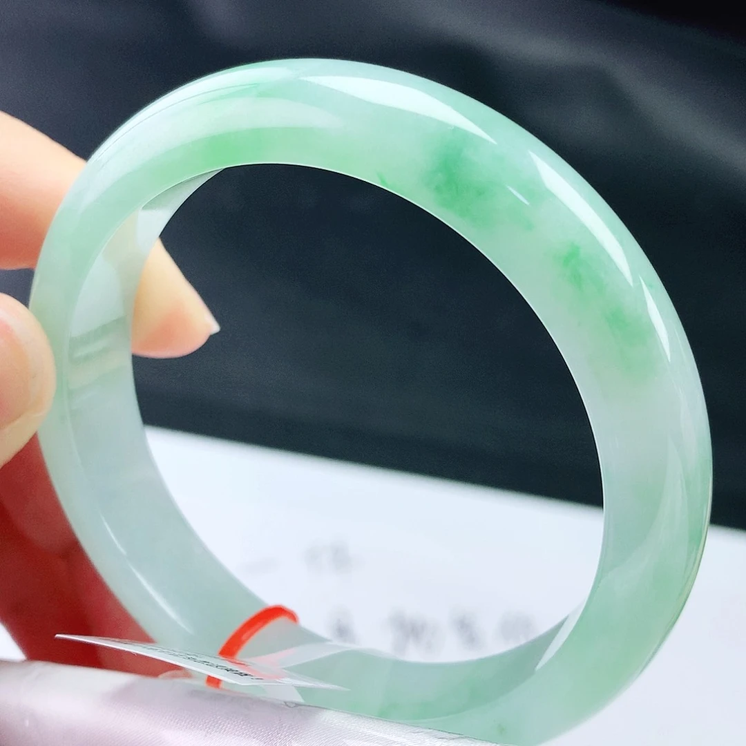 未镶嵌手镯翡翠58圈