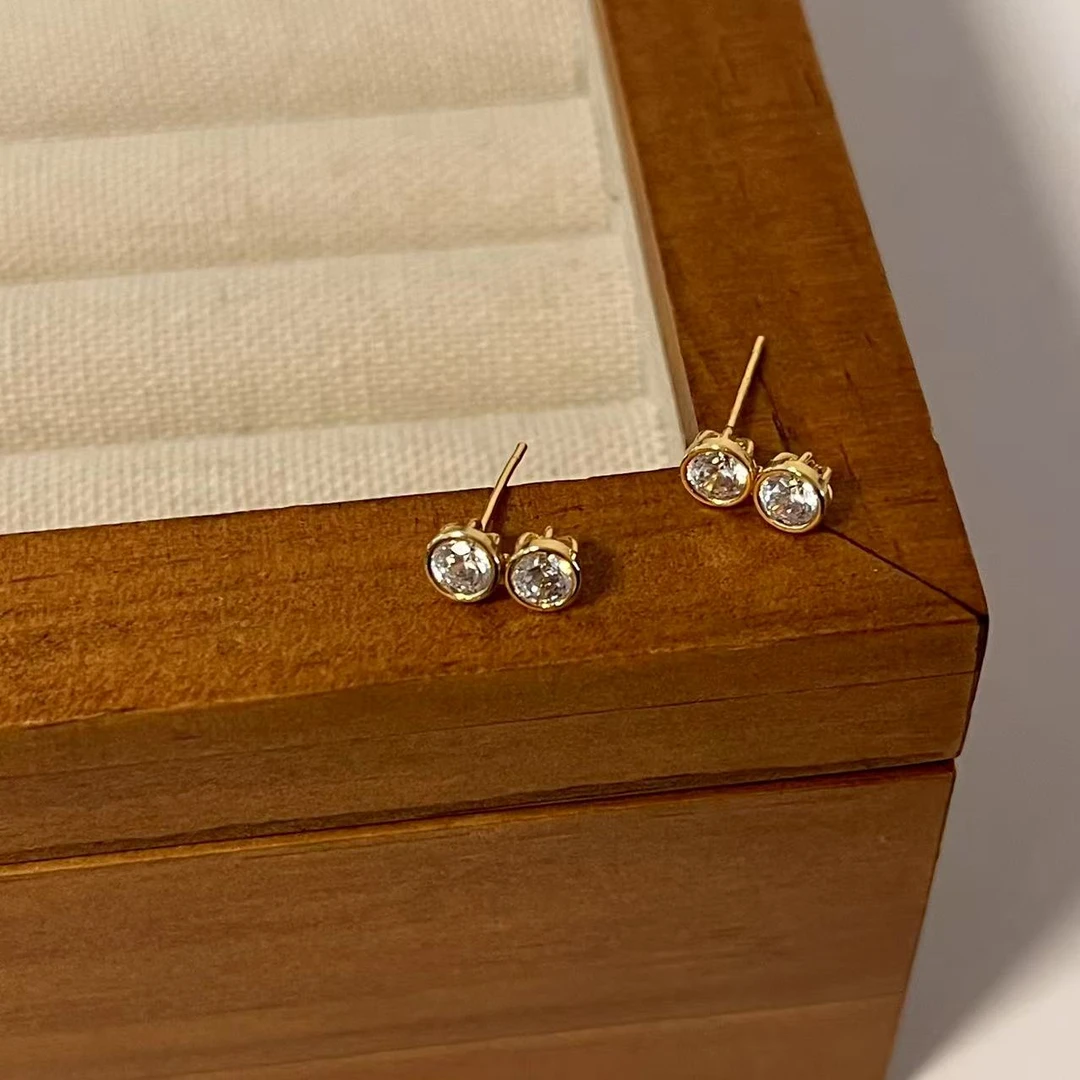 合金耳饰 精致小巧超亮款 摇摆吊坠小耳钉