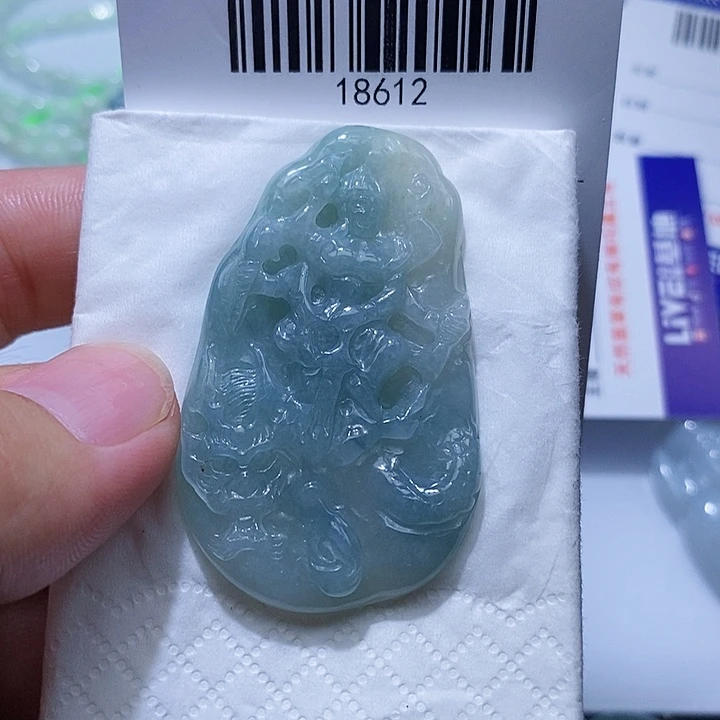 翡翠未镶嵌颈饰天光墟翡翠市场现金代购