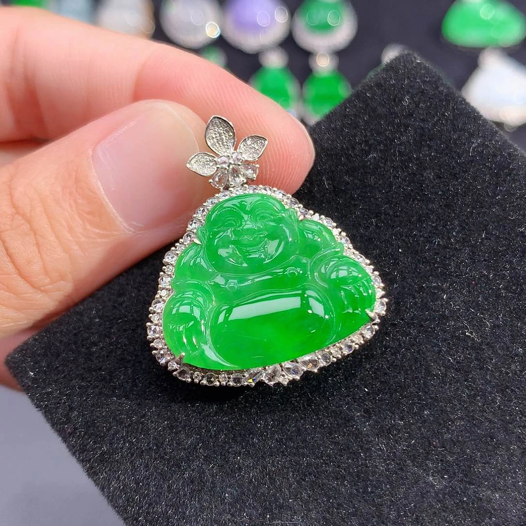 翡翠18K金镶嵌吊坠(赠链)