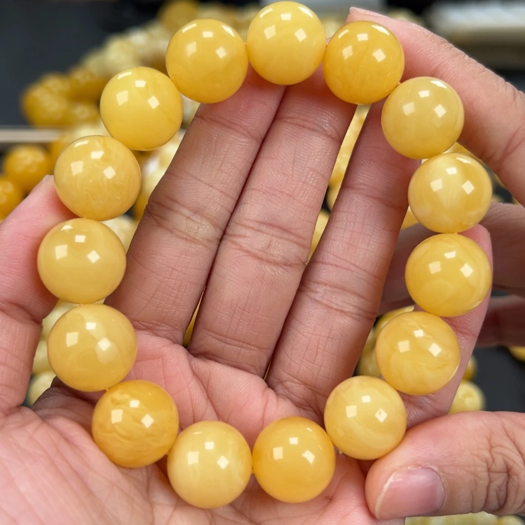 琥珀未镶嵌手链32克