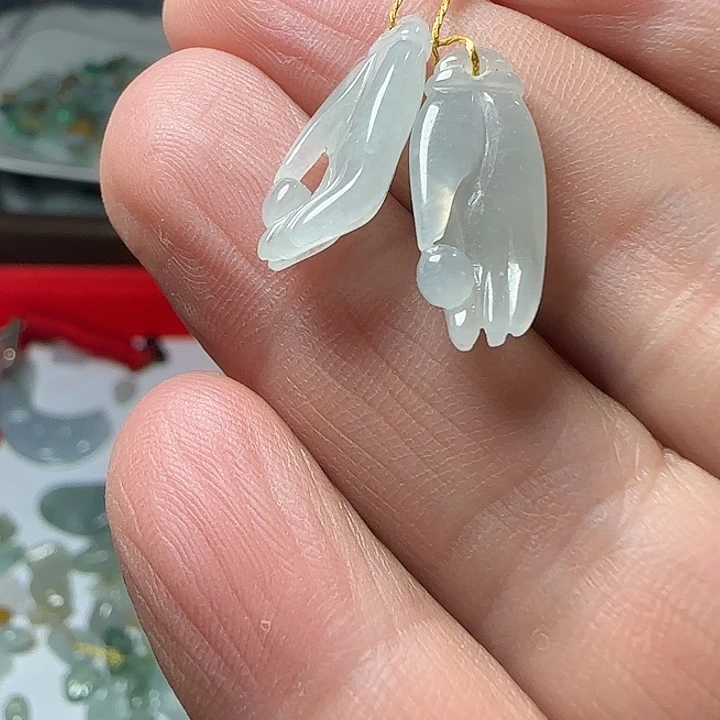 翡翠未镶嵌颈饰天然缅甸翡翠掌上明珠