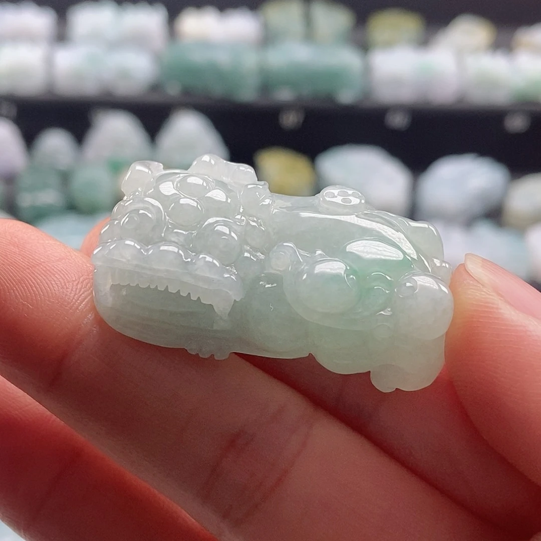 颈饰未镶嵌翡翠翡翠貔貅