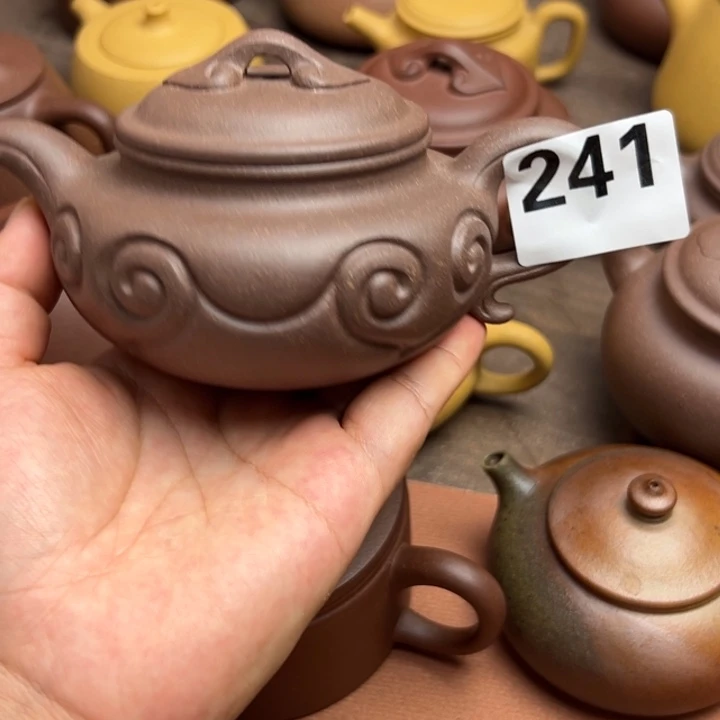 茶壶紫砂紫泥半手工240cc左右瑕疵