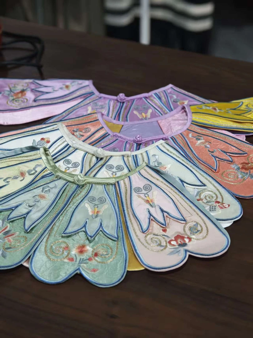 铃兰花瓣云肩披肩