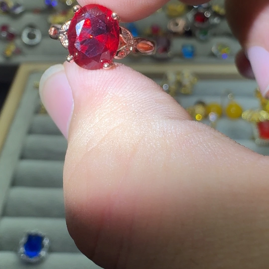 银S925镶嵌水晶戒指