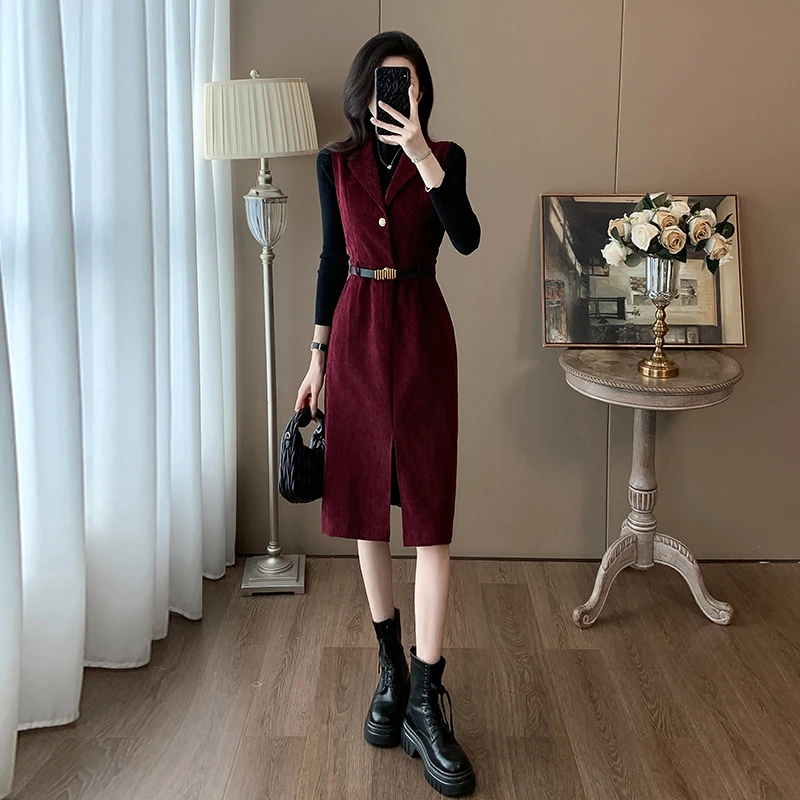 时尚优雅设计感套装裙女春季韩式修身大翻领背心裙打底衫两件套