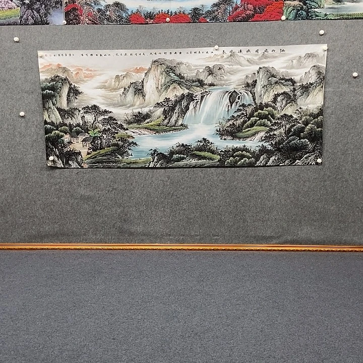 国画小八尺山水一副