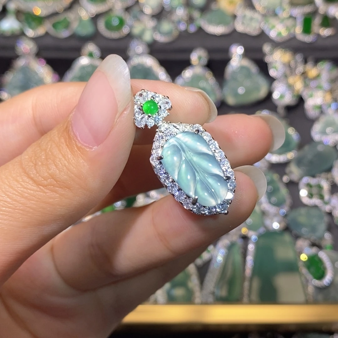 翡翠未镶嵌颈饰天然