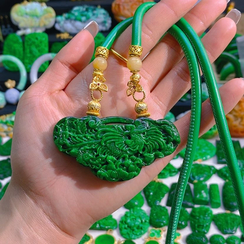 【闪购商品】翡翠颈饰未镶嵌百鸟朝凤