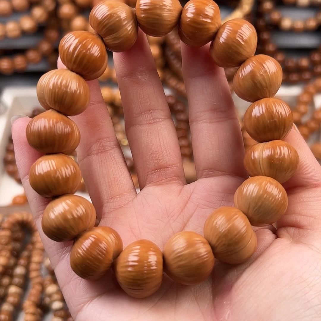 库克吊坠卡18拉丝大屁桃非全品