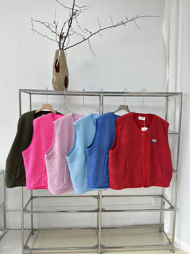 D STUDIO 两色马甲 D1696