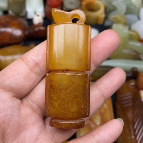 蛇纹石玉未镶嵌颈饰20