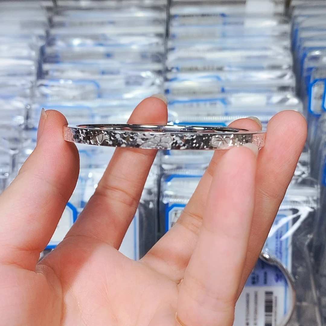 无足银荷叶碎冰冰手镯