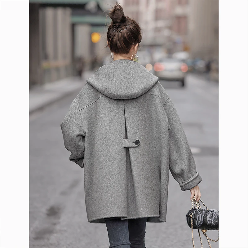 丝柏舍2025冬装新款女装牛角扣连帽长袖绵羊毛气质大衣S44R6215D