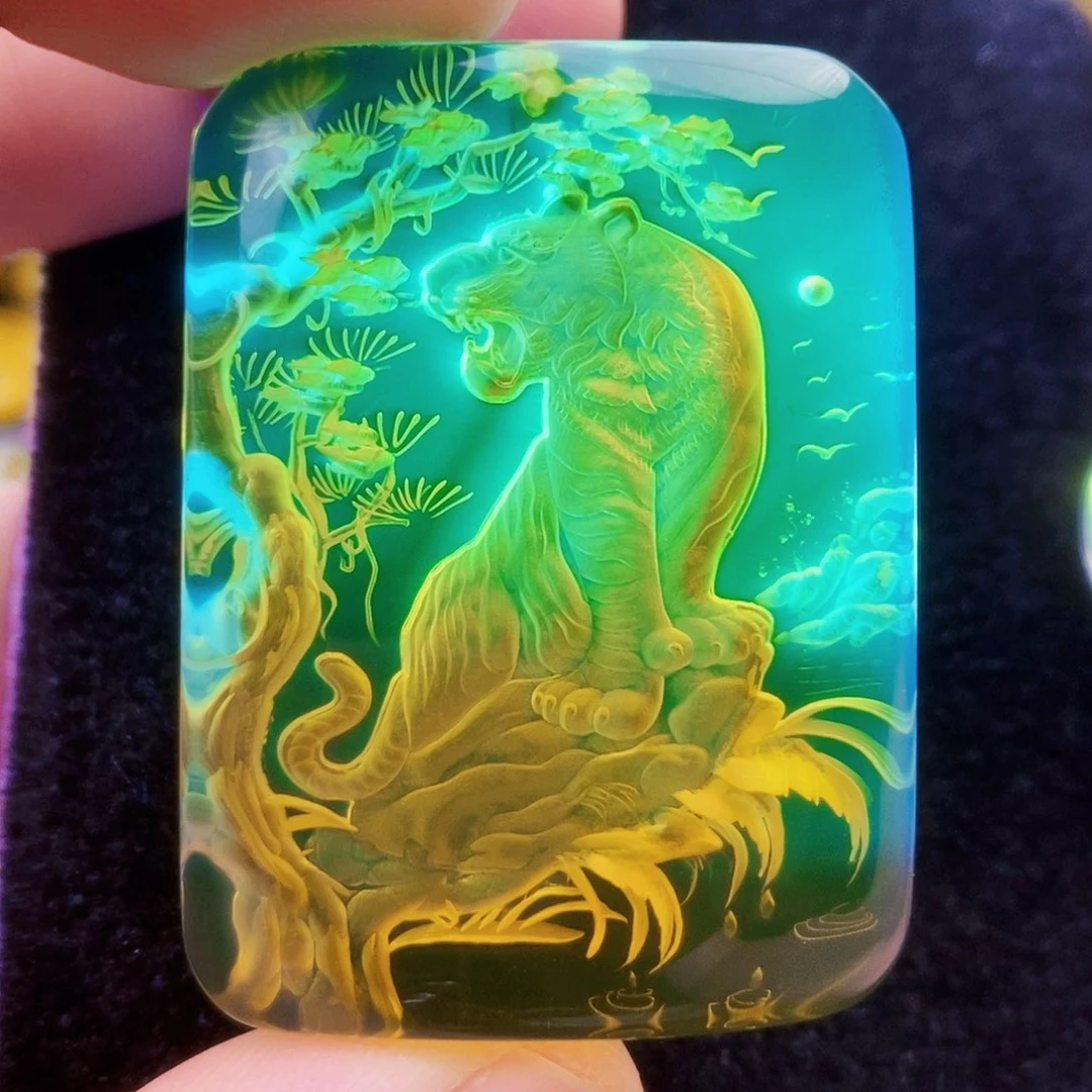 【闪购商品】未镶嵌颈饰蓝珀蓝珀阴雕