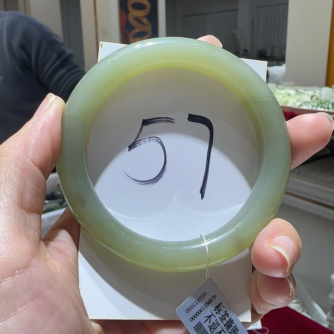 和田玉未镶嵌手镯562