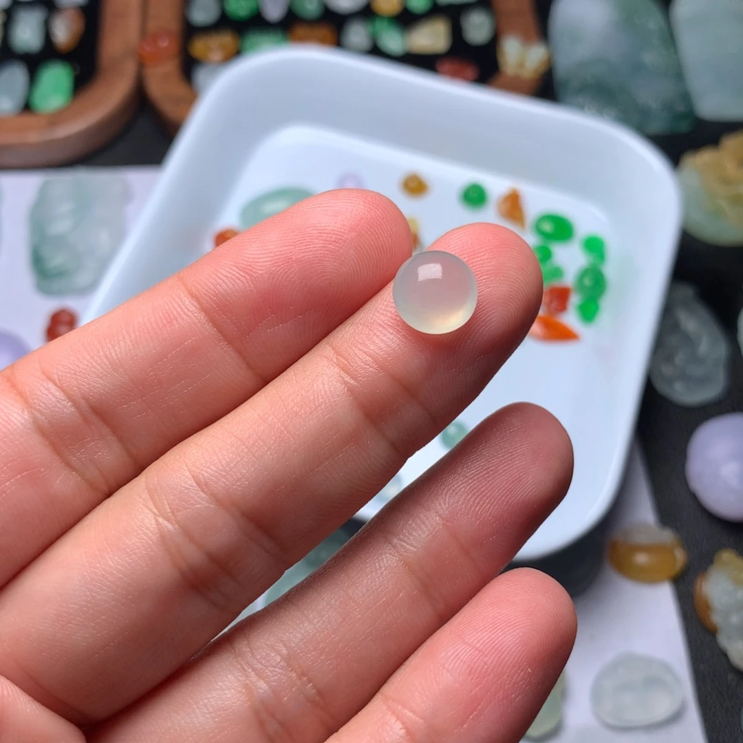 浮***m定制翡翠未镶嵌蛋面