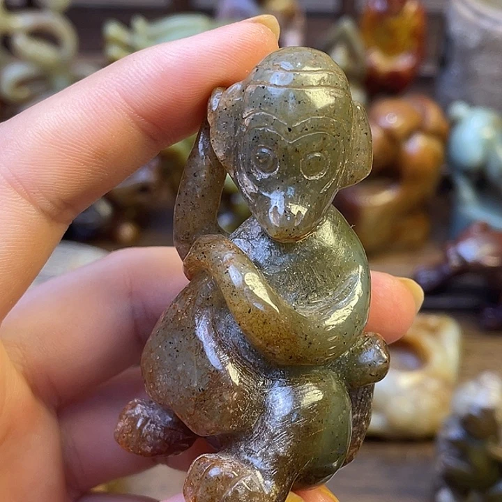 未镶嵌和田玉（糖玉）挂件