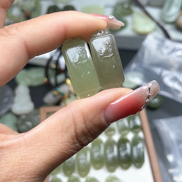 【闪购商品】和田玉颈饰未镶嵌怀*