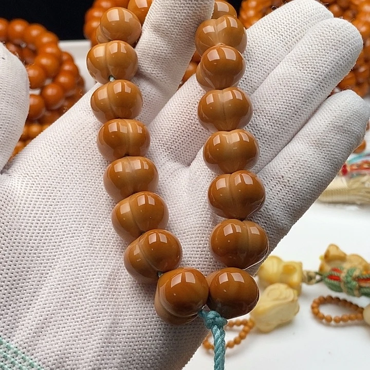 秋***呆吊坠猴头核桃猴头