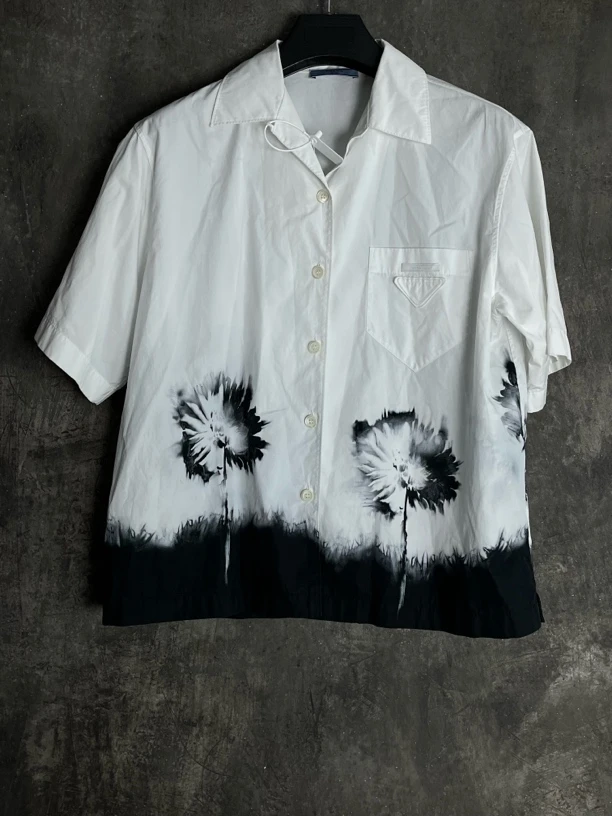 全新未使用 Prada/普拉达 42码*1/扎染花卉短袖衬衫/03307