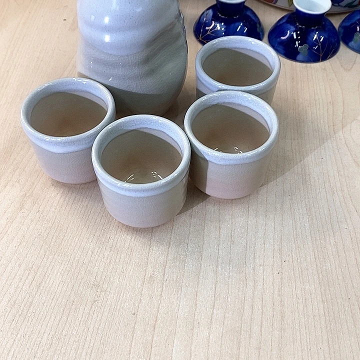 瓷片?***?哈哈哈哈哈哈哈哈哈