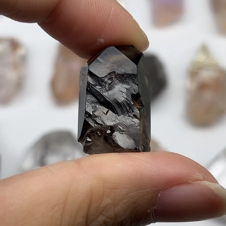 未镶嵌水晶颈饰深茶闪灵钻25mm+