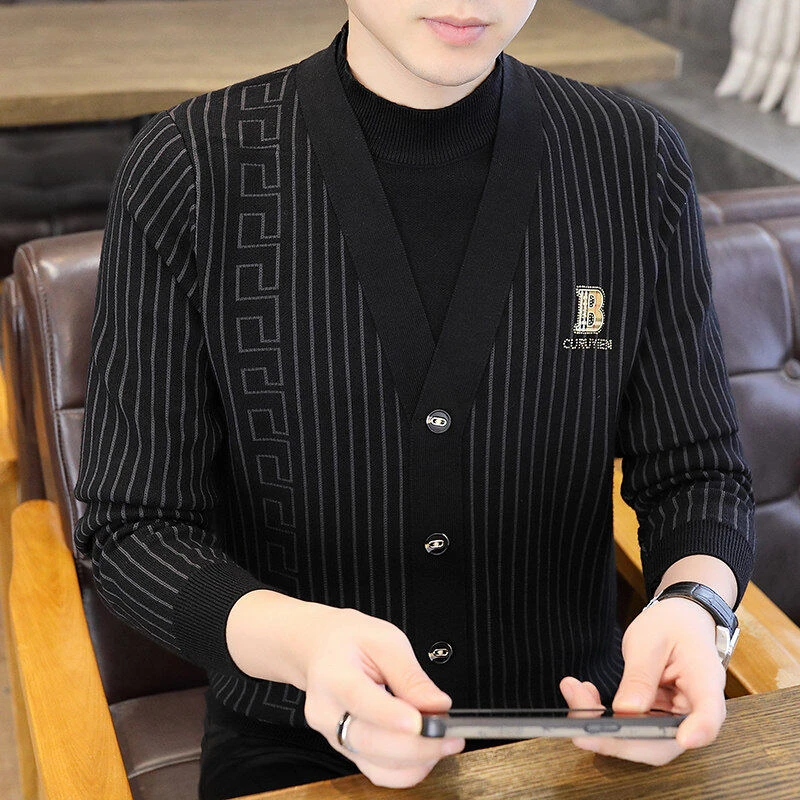 2025春秋新款韩版提花竖条纹假两件毛衣针织衫时尚男休闲长袖