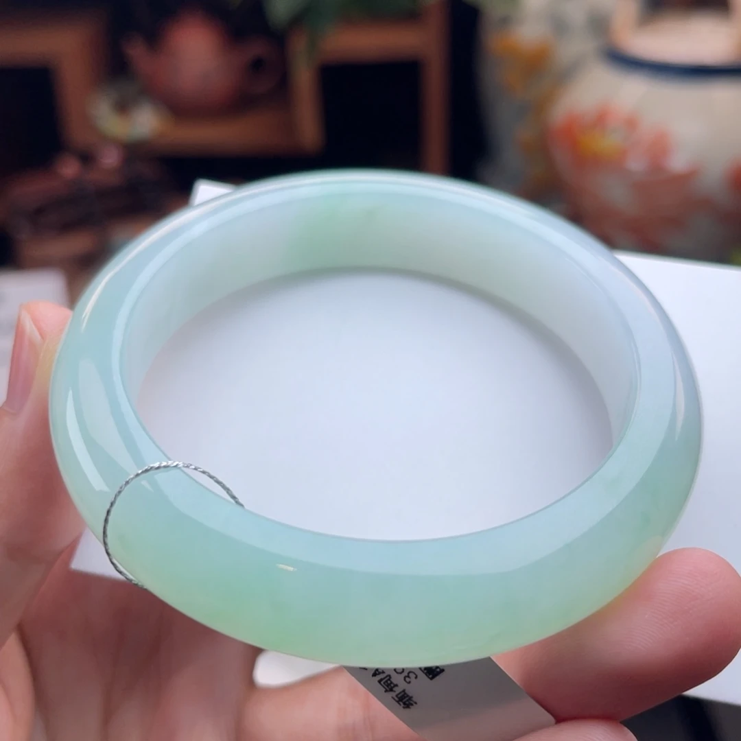 未镶嵌手镯翡翠正圈