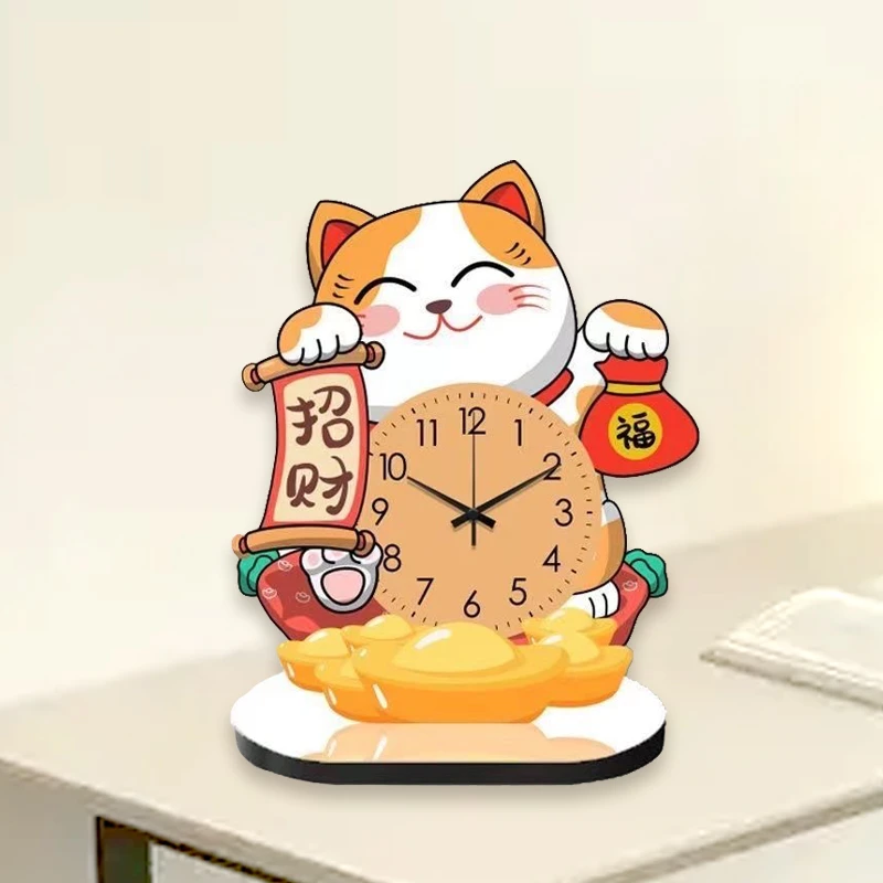 Q03卡通钟表招财猫创意摆件上班办公室摆件静音摆台学习桌时钟