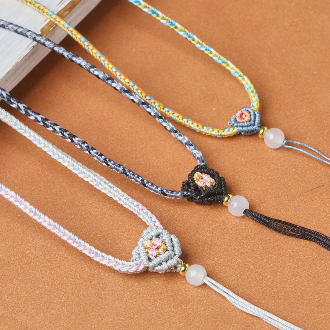 新款手工编织桃花结扣翡翠玉坠项链绳子民族风八股结百搭吊坠挂绳