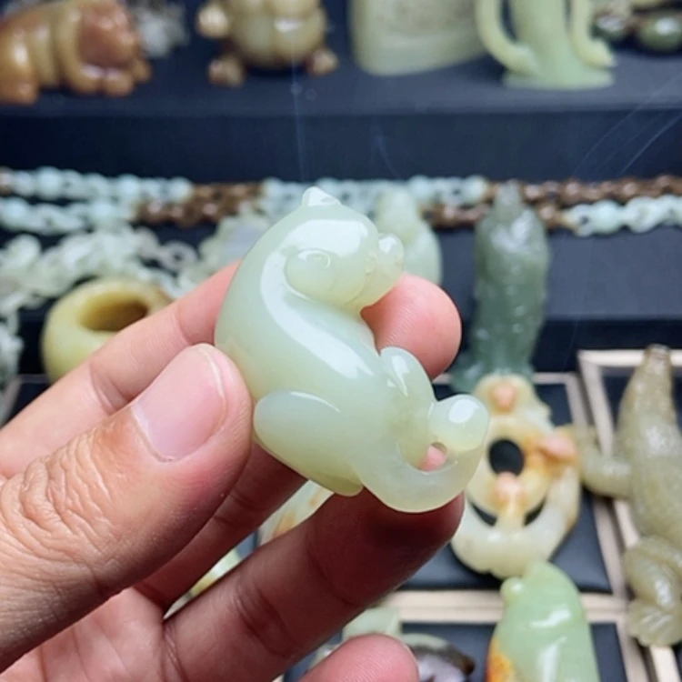 【闪购商品】和田玉颈饰未镶嵌来**年