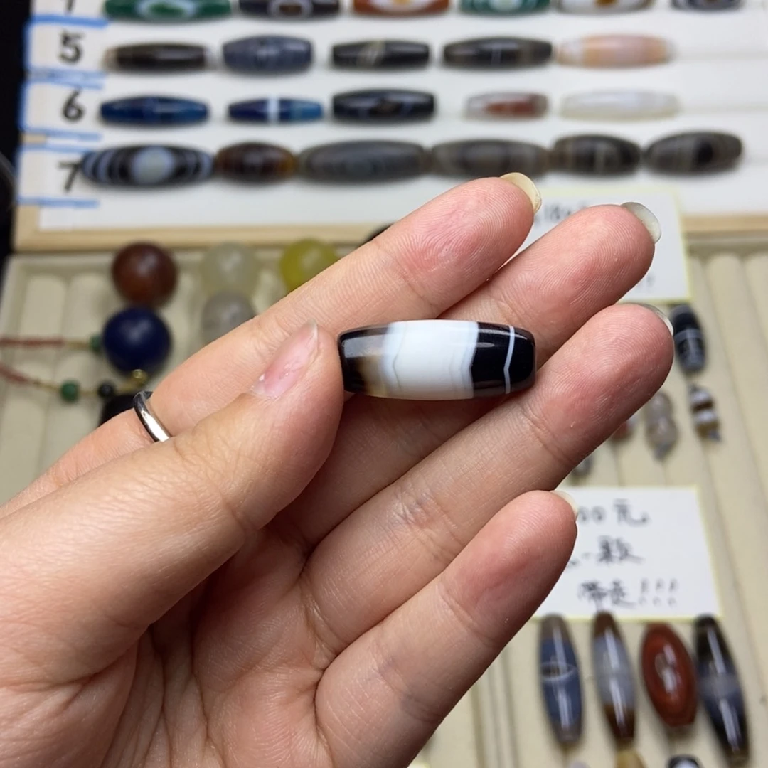 玛瑙/玉髓颈饰未镶嵌我**钱