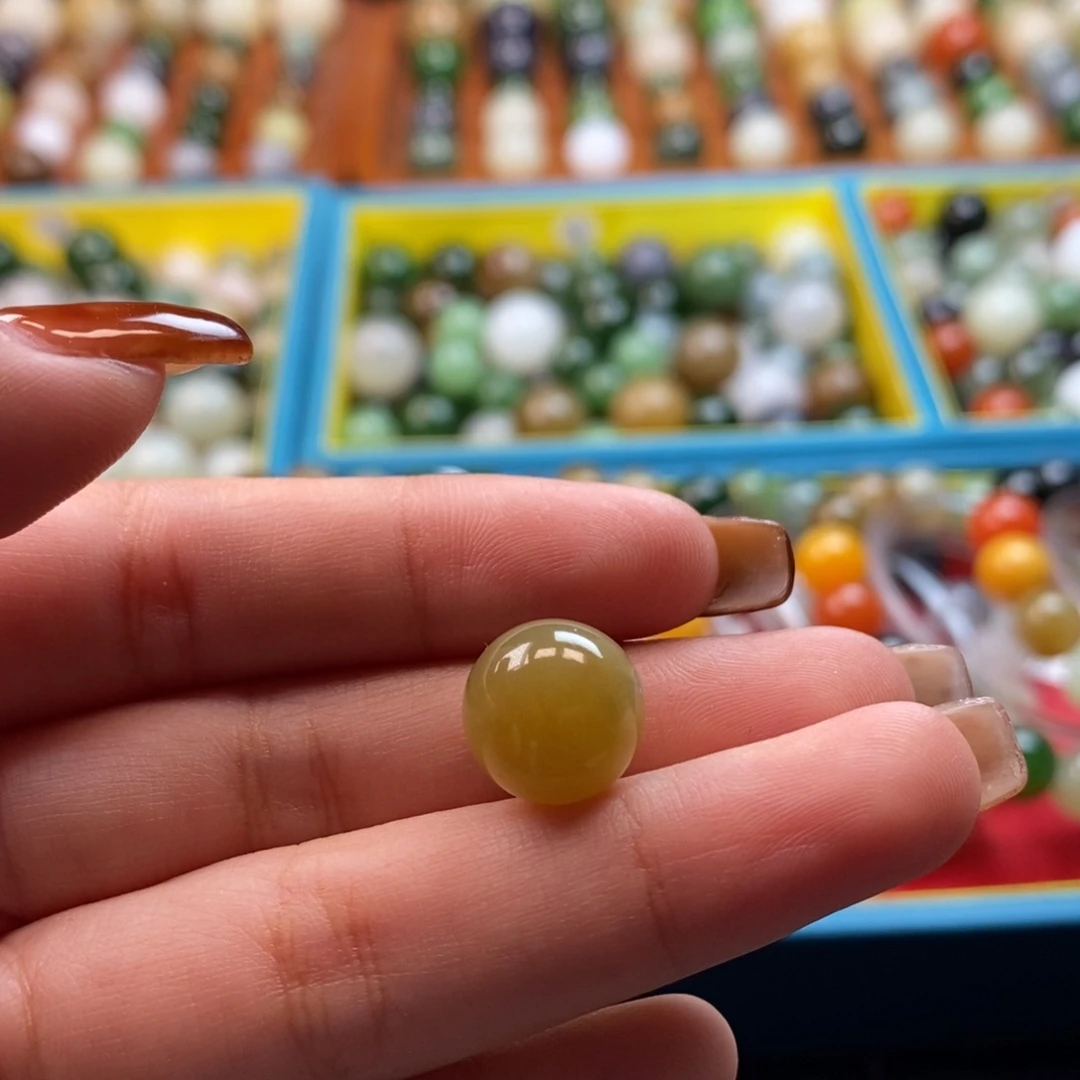 和田玉未镶嵌珠宝奇石福利黄糖单珠z12（有包容