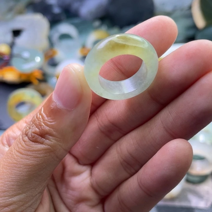 定制翡翠未镶嵌9-13圈口