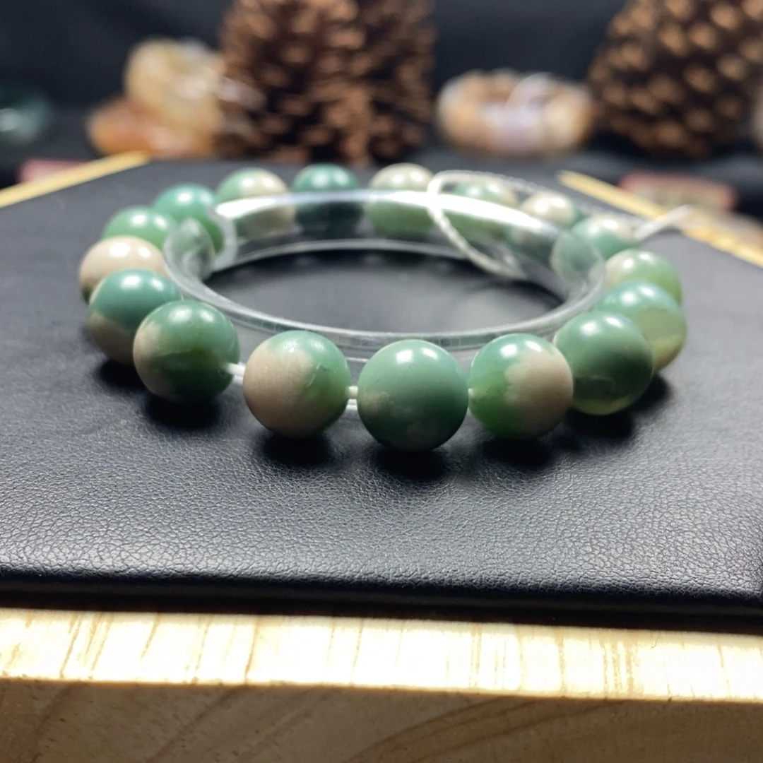 用***3玛瑙/玉髓未镶嵌手镯（开口镯）