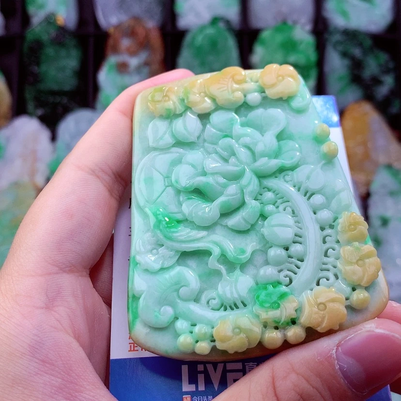 【闪购商品】翡翠颈饰未镶嵌挂件