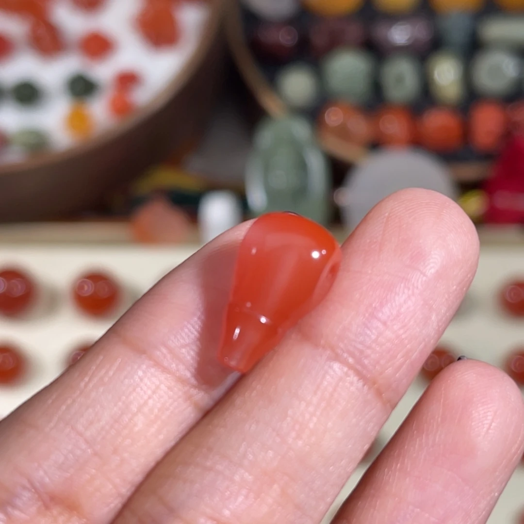 南红玛瑙未镶嵌三通对孔8.7mm 不换退