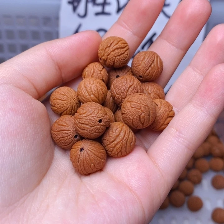 手串桃核野生满天星 13mm左右 20颗 （打孔）