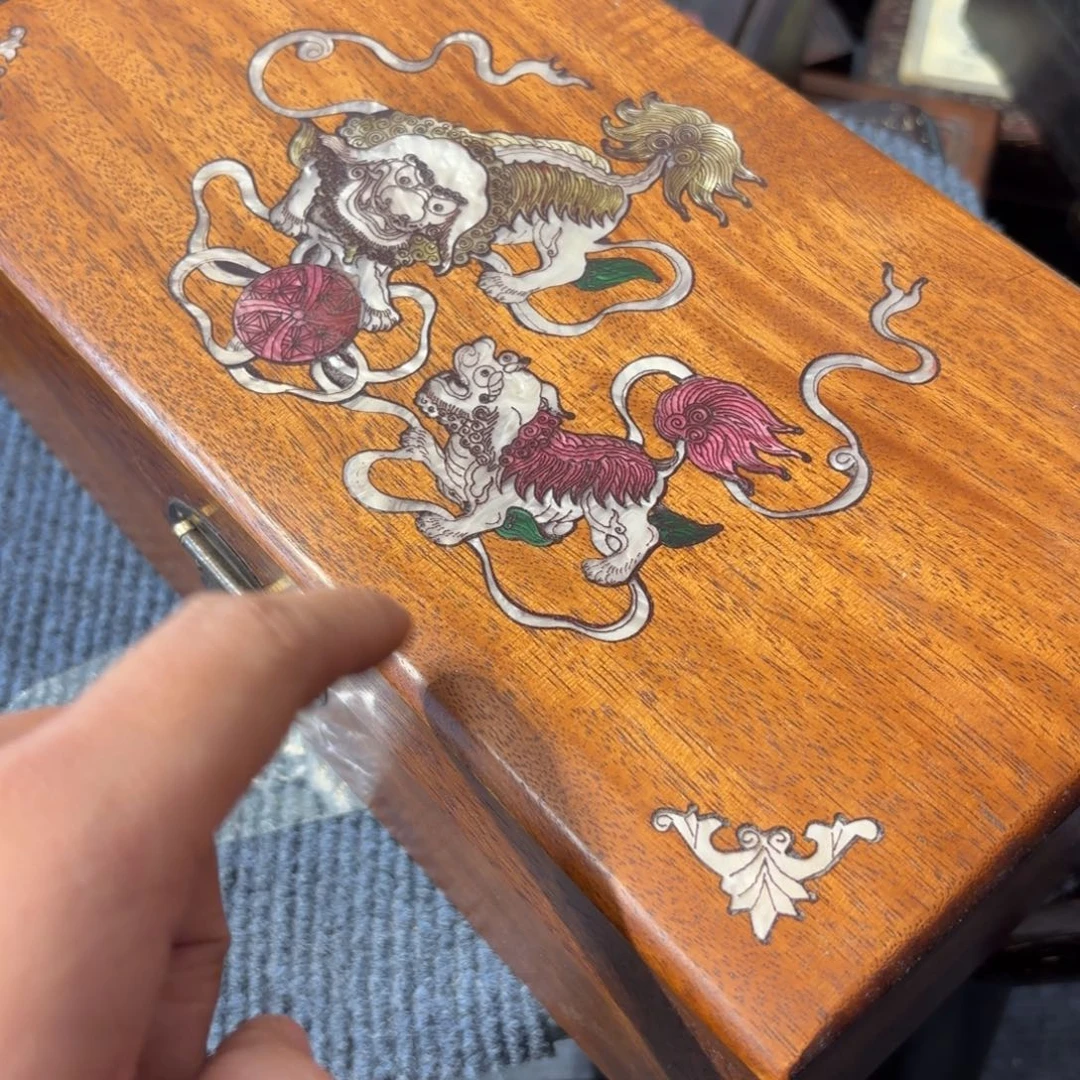 木缅甸花梨独板首饰盒