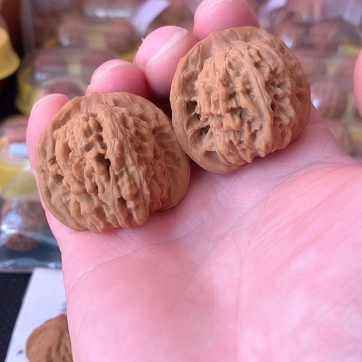 文玩核桃吊坠42楼子