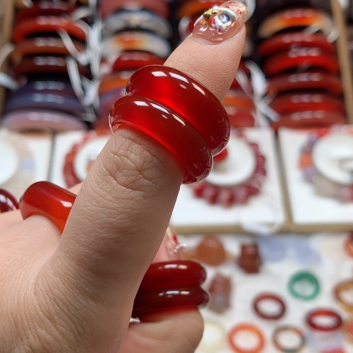 玛瑙/玉髓手镯未镶嵌暗*