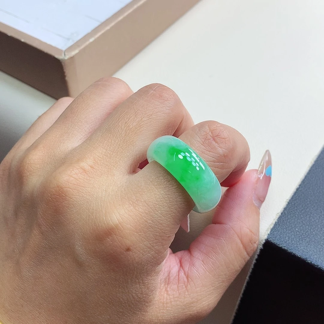 翡翠戒指未镶嵌18号