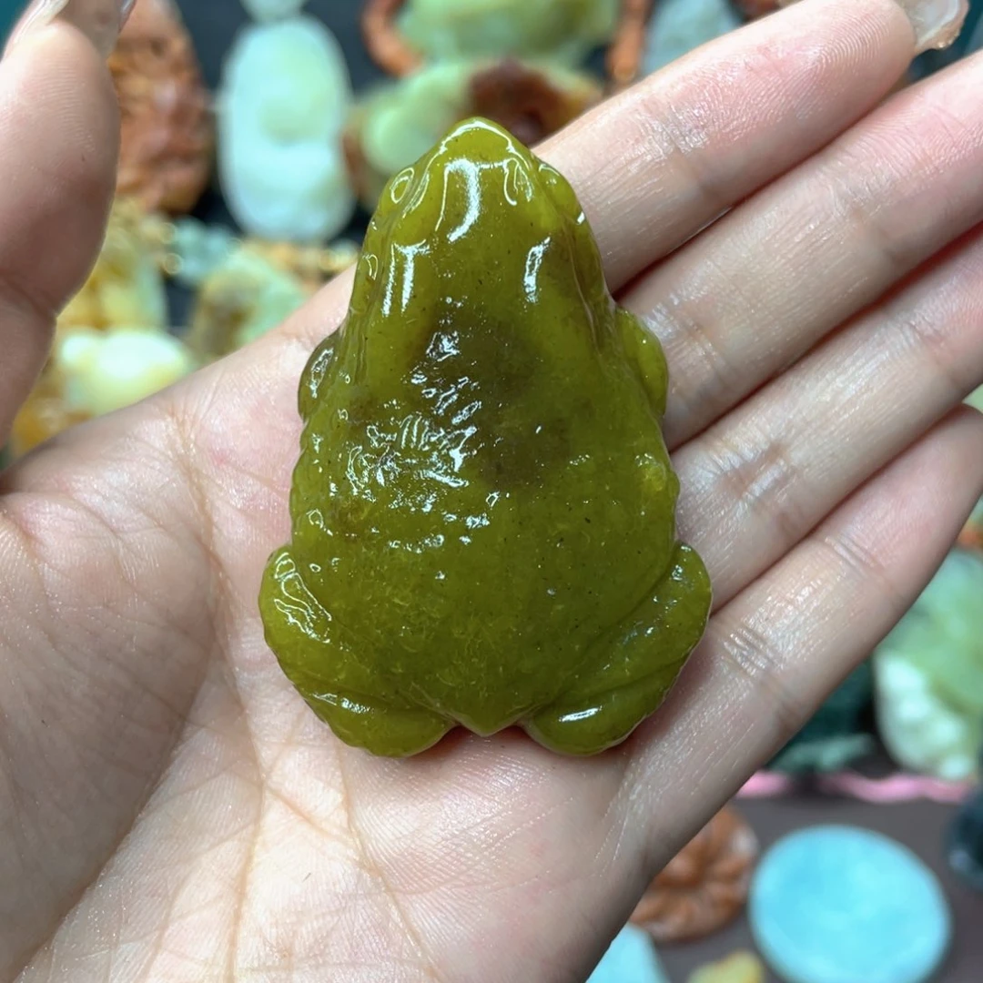 蛇纹石玉颈饰未镶嵌大****练