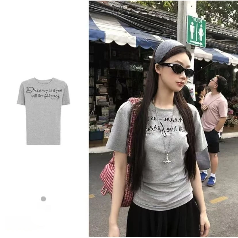 潮牌女装新款爆款开春修身显瘦短袖t恤女小众时尚感上衣