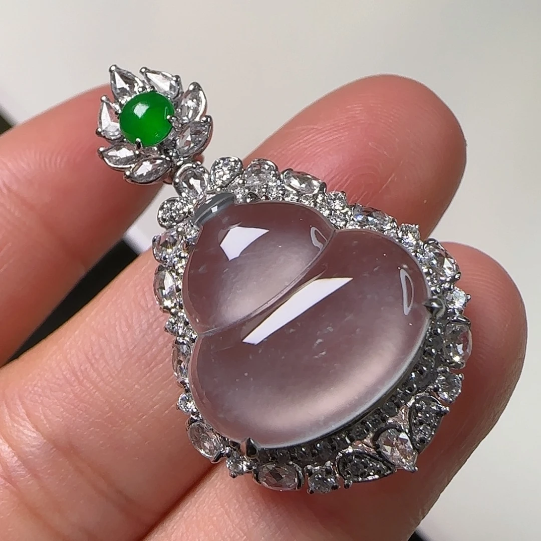 翡翠18K金镶嵌颈饰天然翡翠