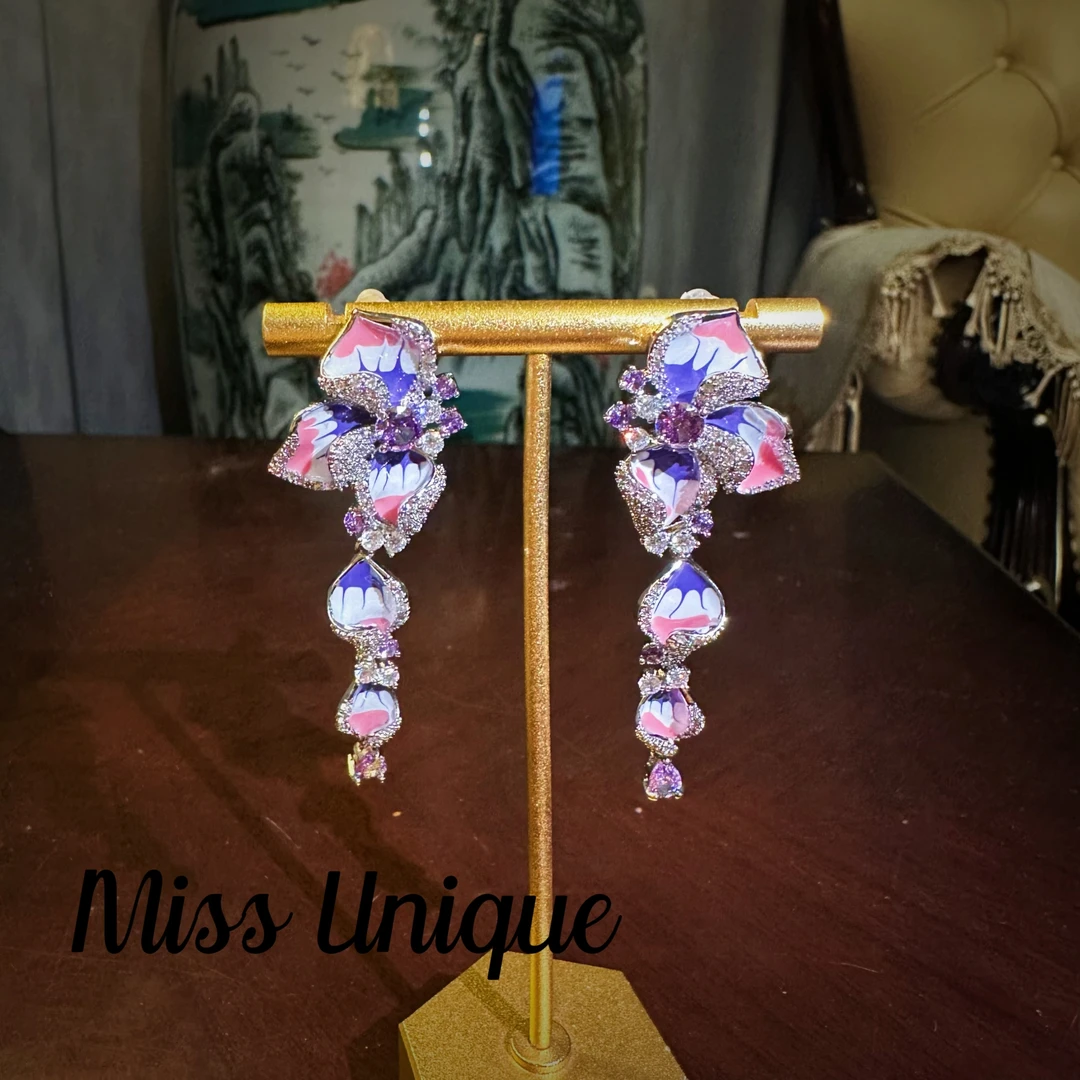 S6301粉紫珐琅彩四瓣花耳环